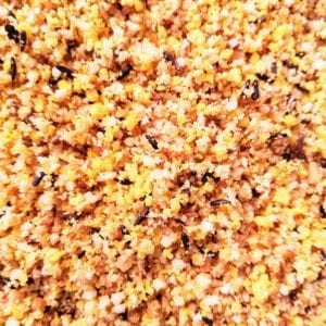 Moist Egg Food for birds mixed by Witte Molen