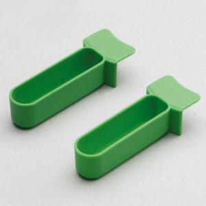 small plastic finger feeder to fit on wire cage