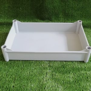 Plastic live worm tray